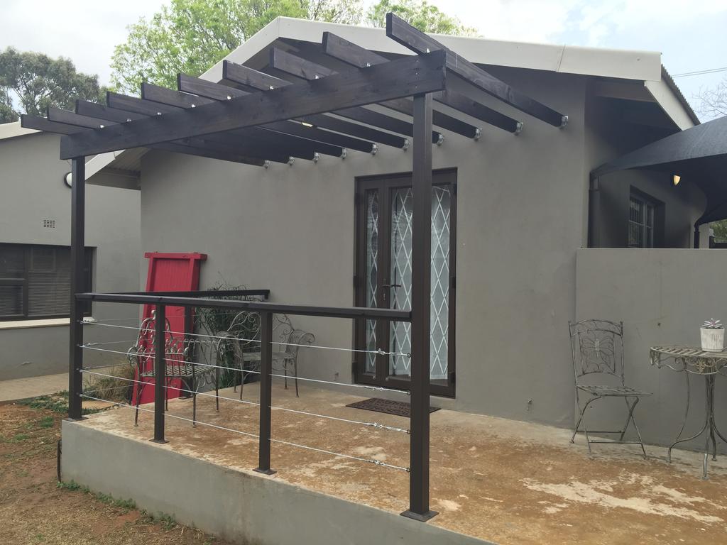 The Homestead Bloemfontein Bagian luar foto
